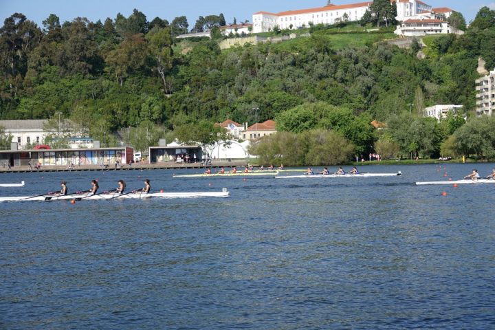Regata 57